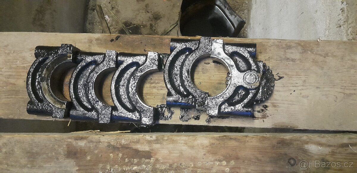 Prodám podkovy klikové hřídele zetor - 2