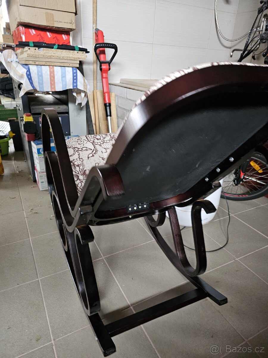 Prodám houpací křeslo - 2