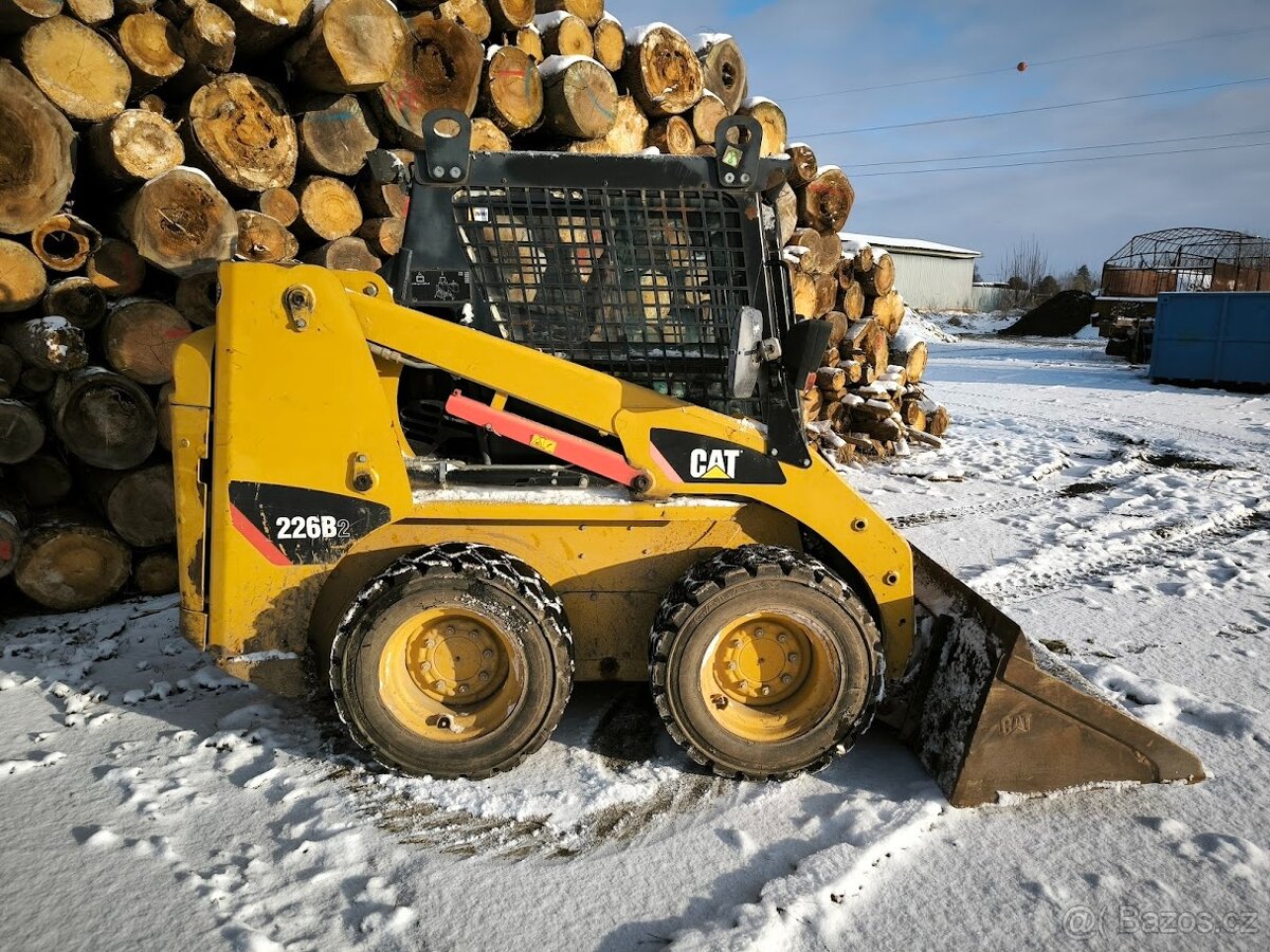 Caterpillar CAT 226B2 - 2