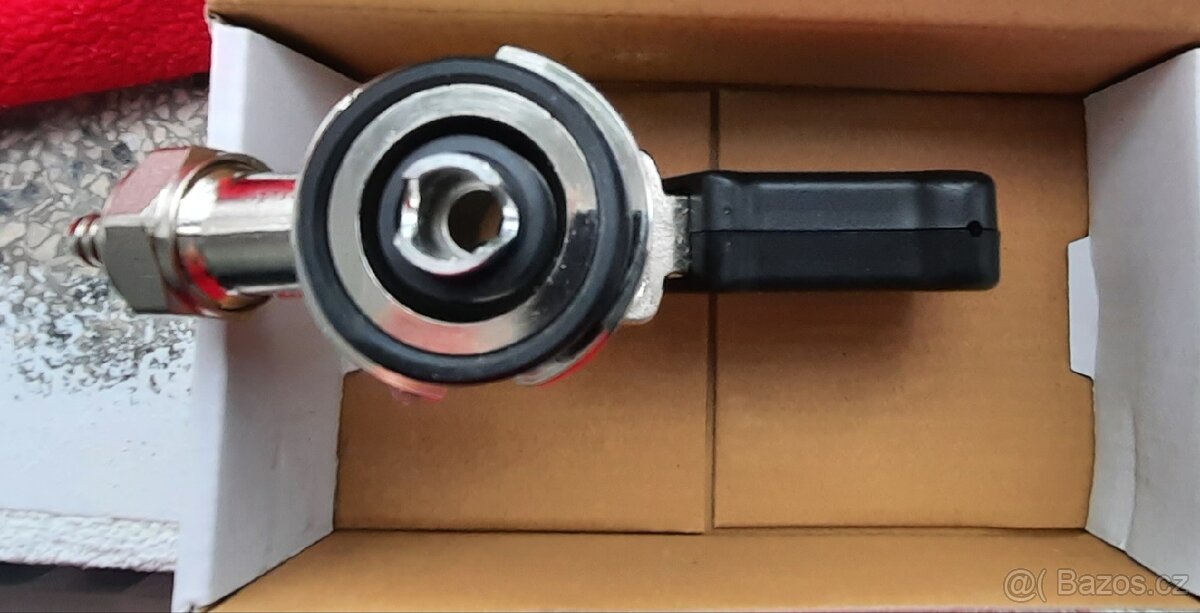 Narážeč na pivní pípu - 2