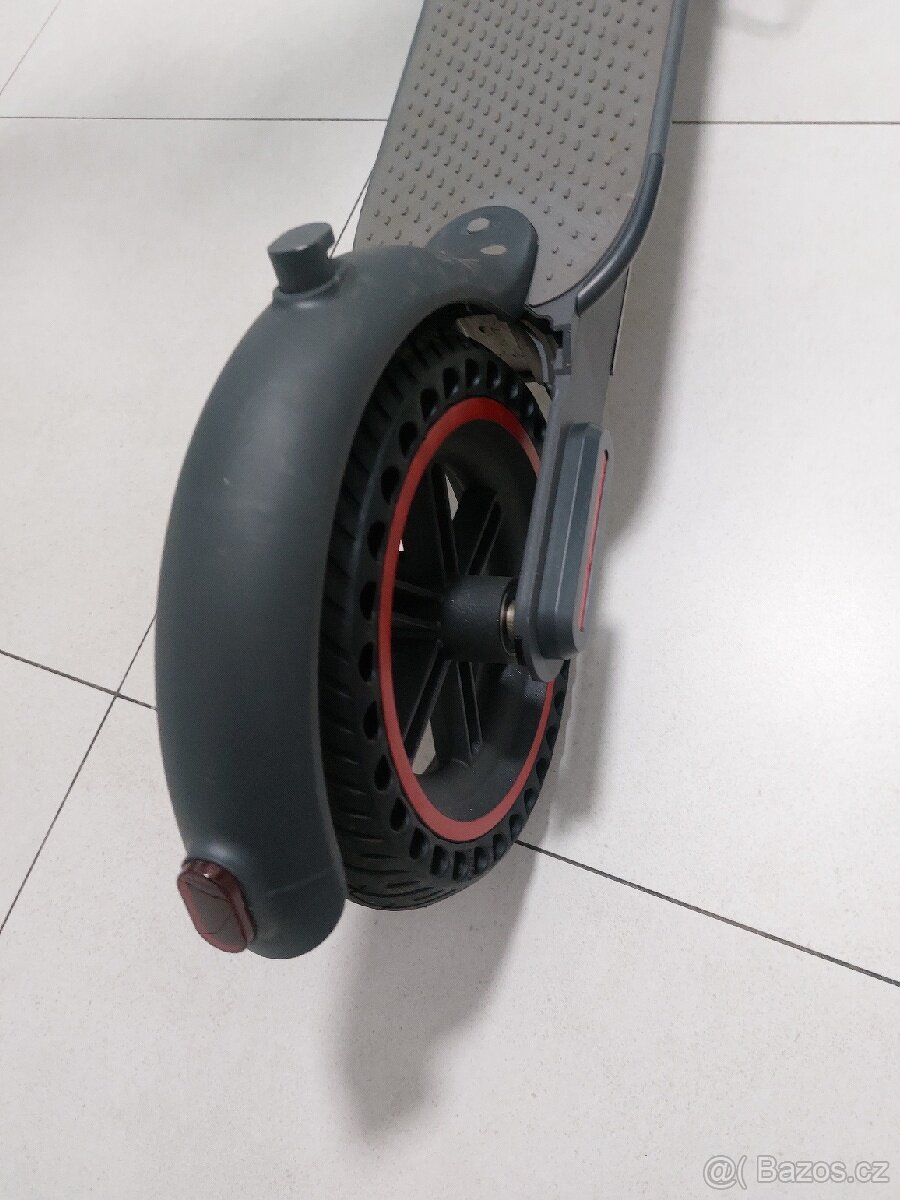 Elektricka kolobezka nova - 2