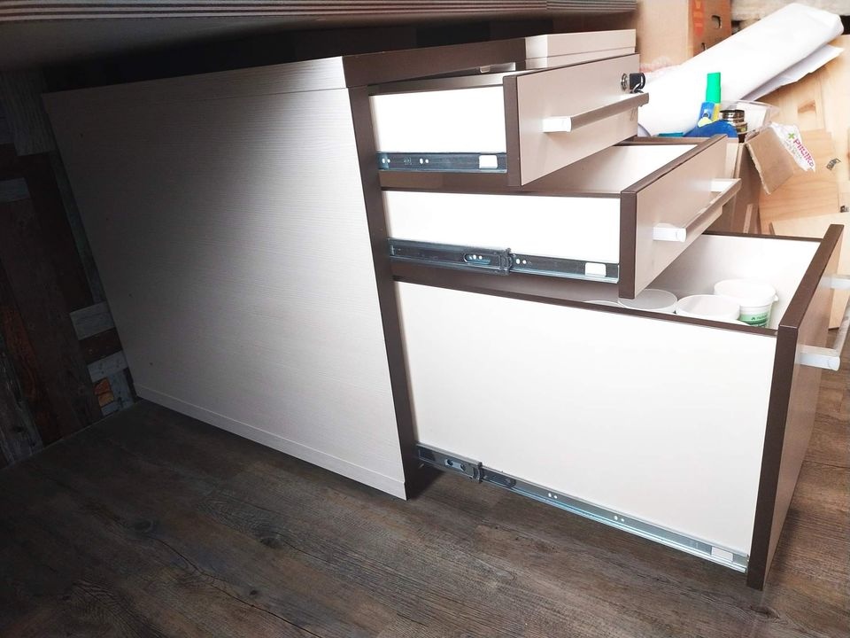 kancelářský stůl ARBYD - 2