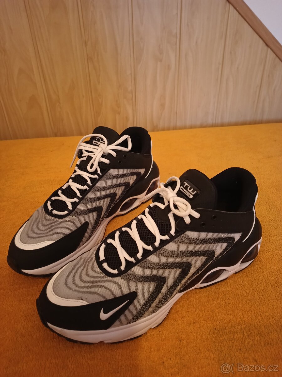 Sportovní boty Nike Air Max TW - 2