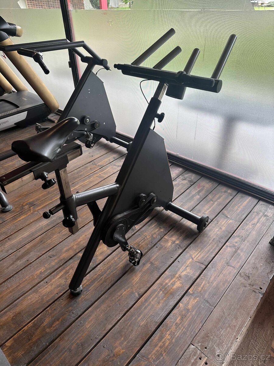 Spinningové kolo – robustní konstrukce - 2