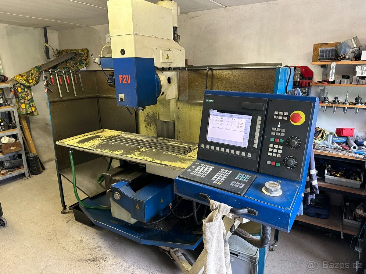 CNC frézka TOS F2V - 2