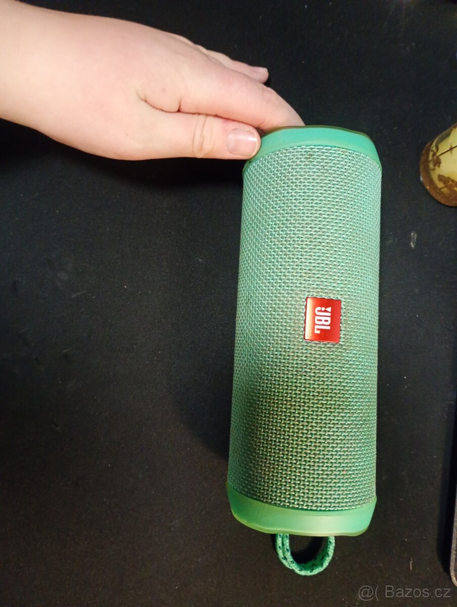 JBL flip 4 - 2
