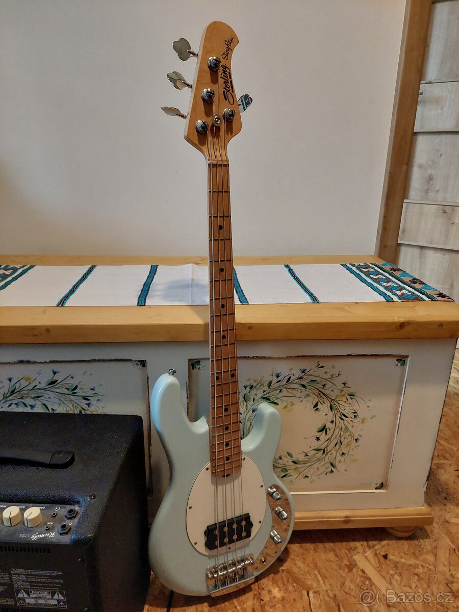 Baskytara Sterling StingRay Short Scale Daphne Blue - 2