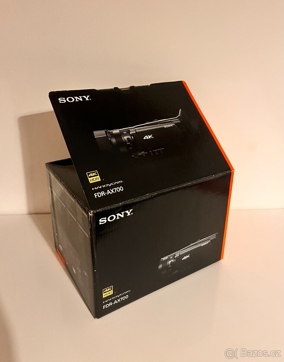 Sony FDR-AX700 4K - 2