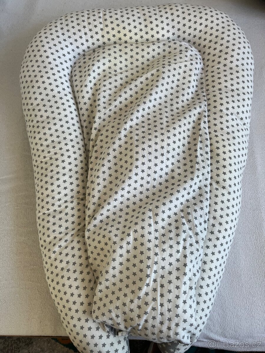 Hnízdečko šedobílé hvězdičky - 2