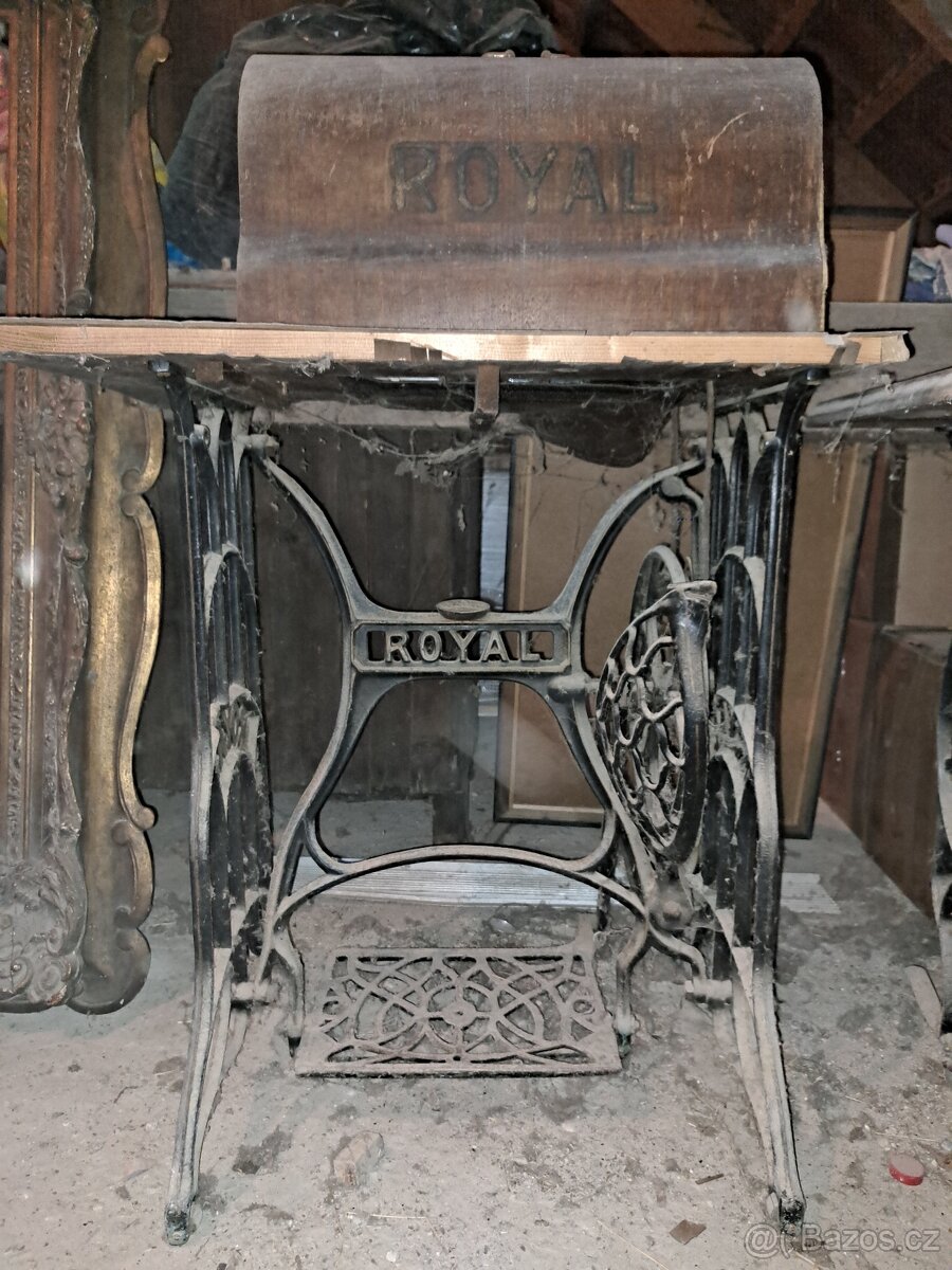 Starožitné šicí stroje - 2