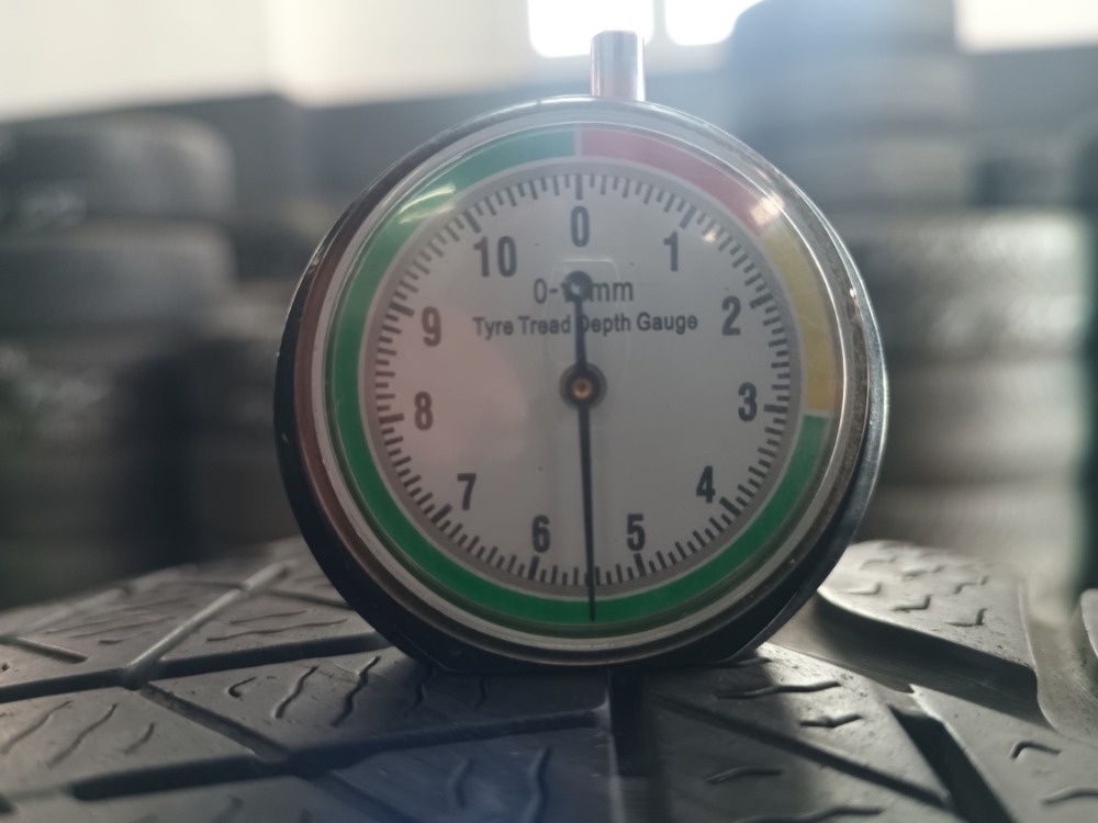 215/60 R16 PIRELLI (2117) - 2