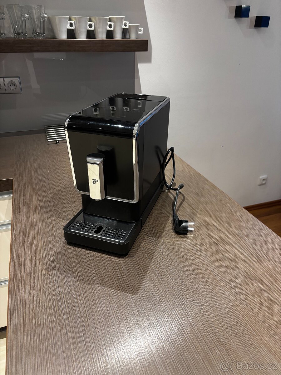 Kávovar na kapsle - Tchibo - 2