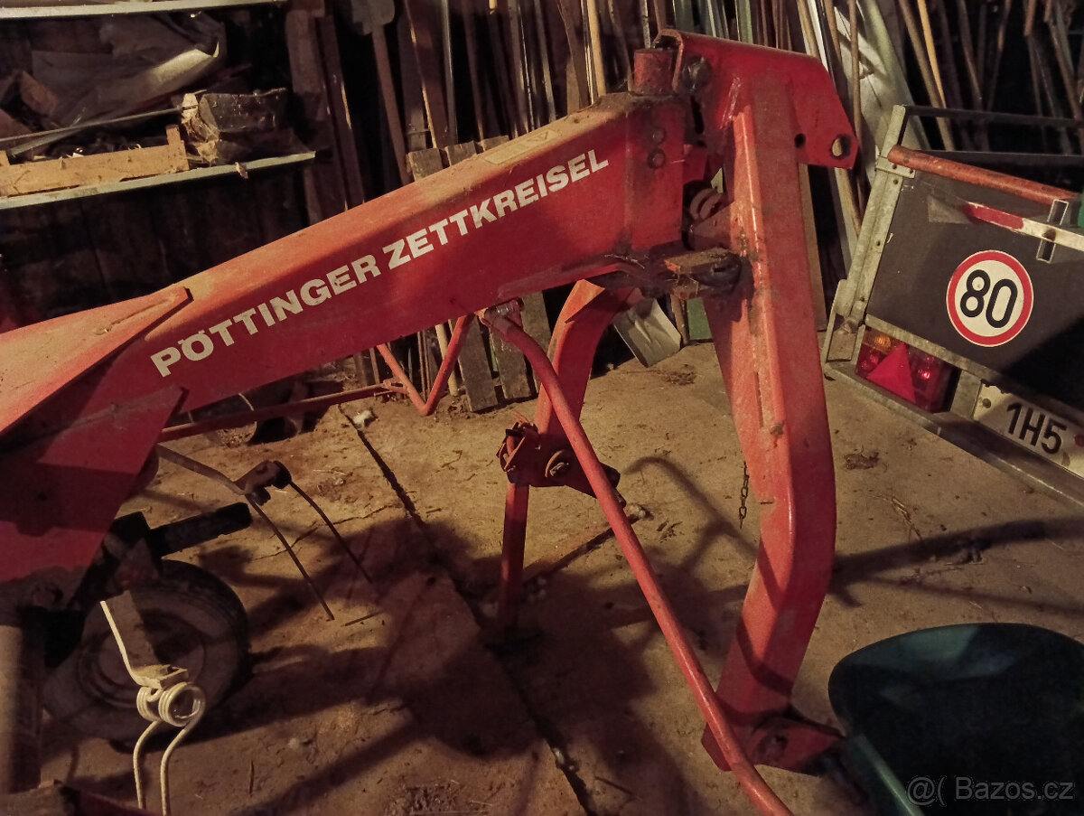 Obraceč Pöttinger 4,41m - 2