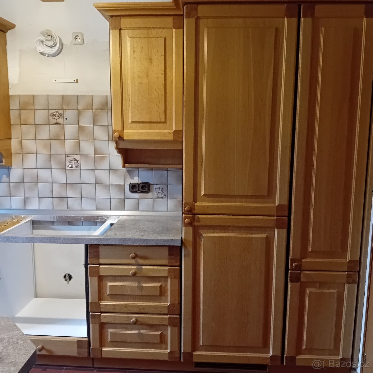 Kuchyne "masiv" se spotřebiči - 2