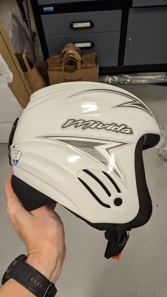 Dětská lyžařská helma 48 - 2