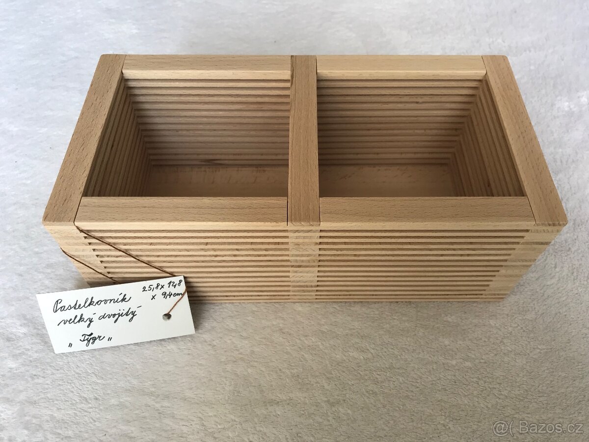 Pastelkovnik, organizer, stojan ,,Tygr,, - 2