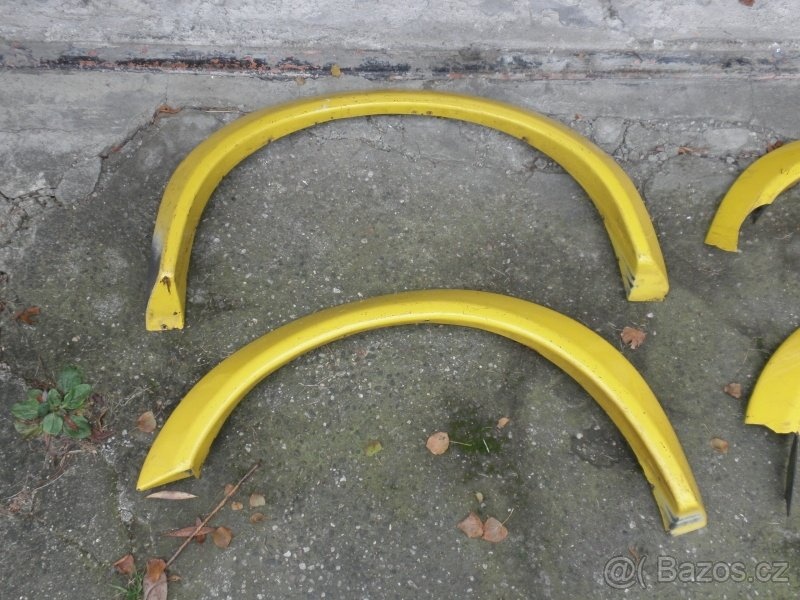 Opel Kadett D - lemy blatníků Irmscher - 2