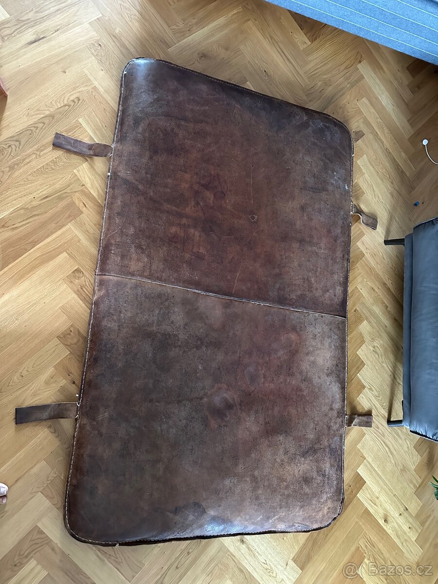 Kožená žiněnka - 2