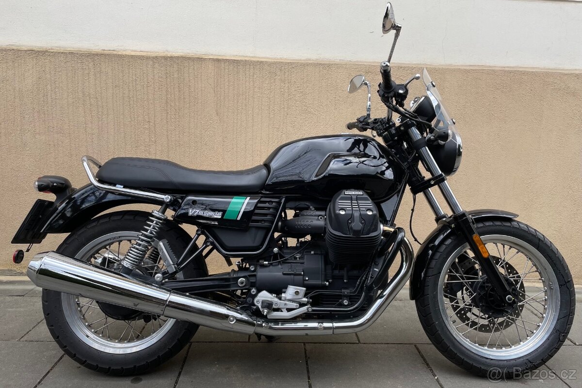 Moto Guzzi V7 III Special - 2