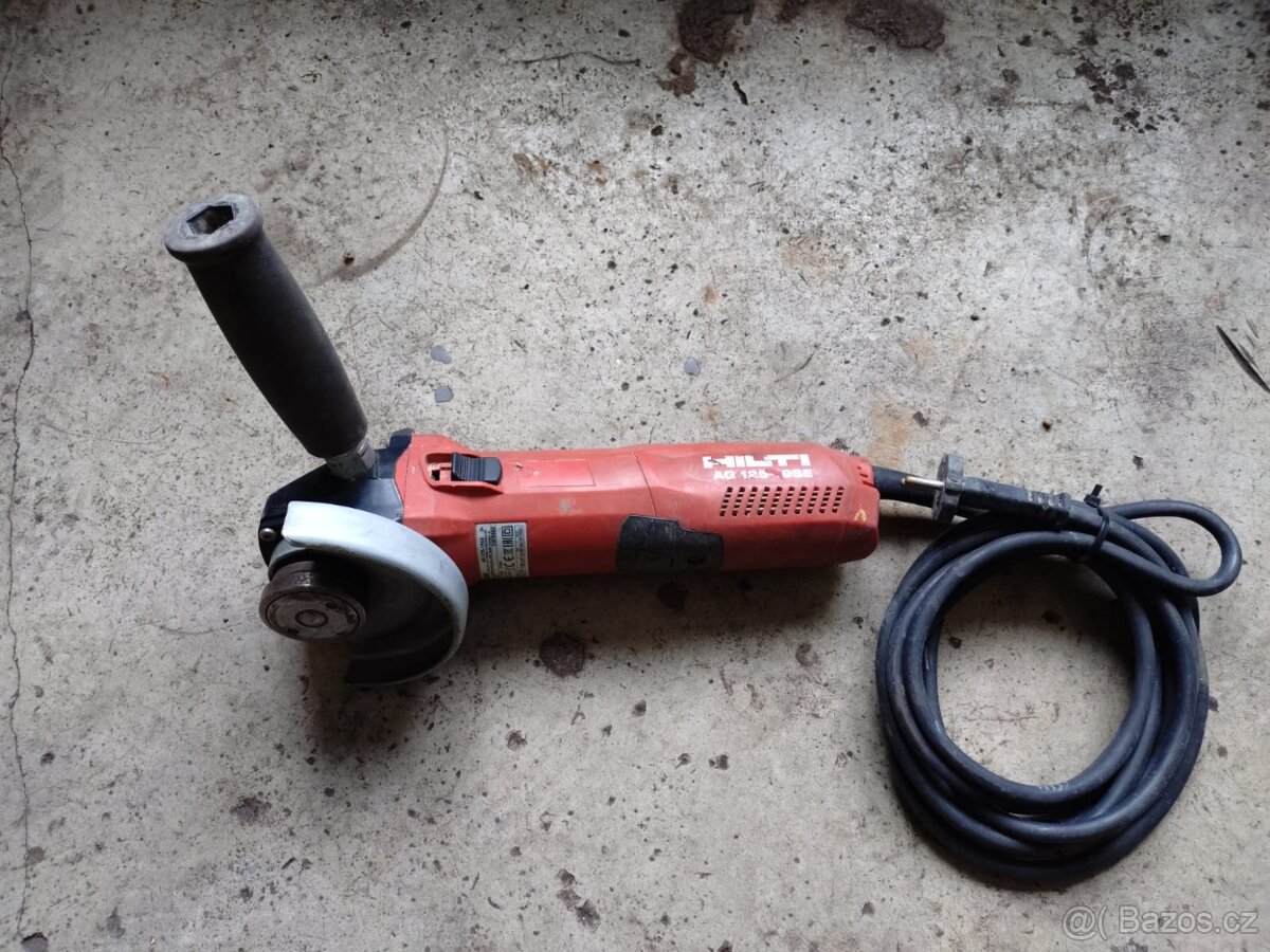 HILTI úhlová bruska - 2