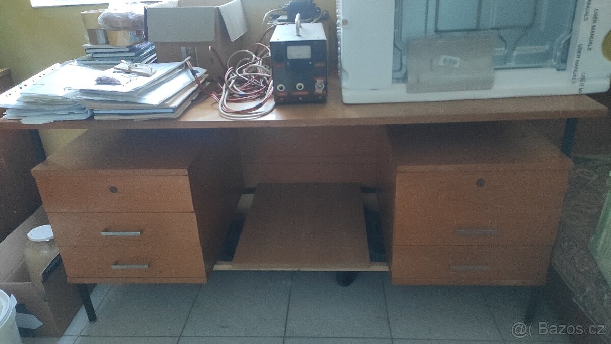 Psací stůl - 2