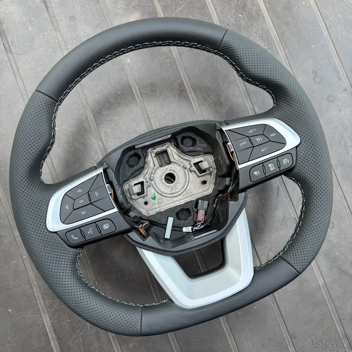 Iveco Daily nový kožený volant - 2