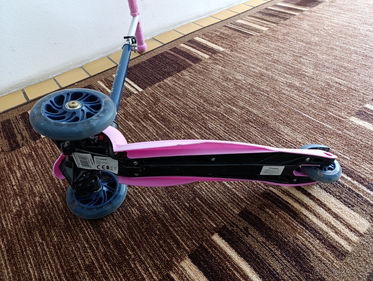 Dětská koloběžka - 2