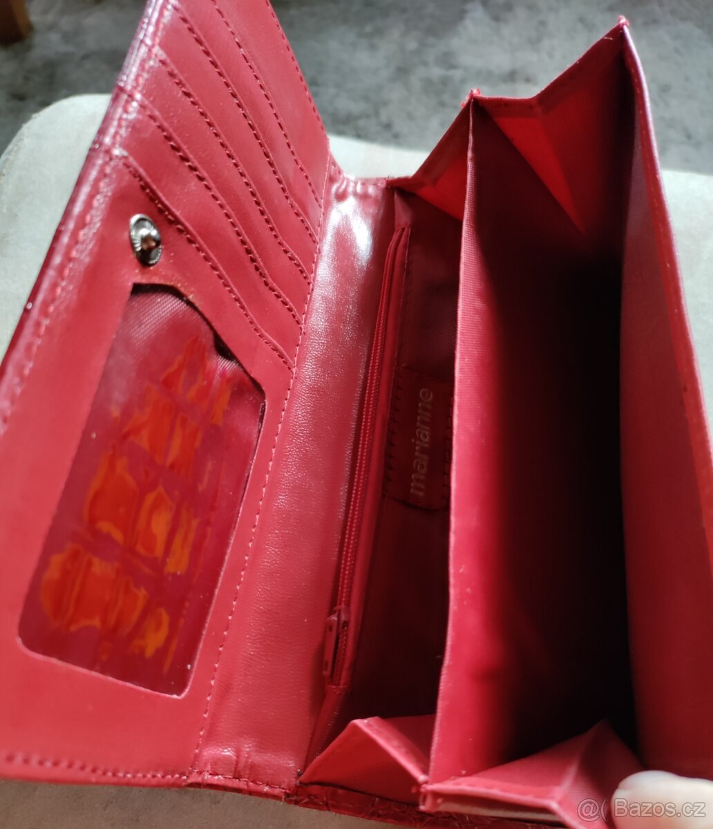 Krokodýlí vínová peněženka, nová - 2