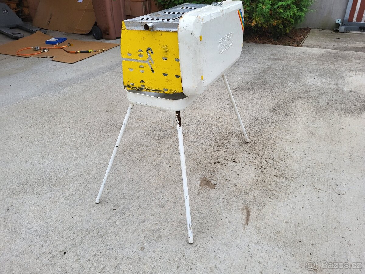 Gril Cramer......plynový gril na cesty - 2