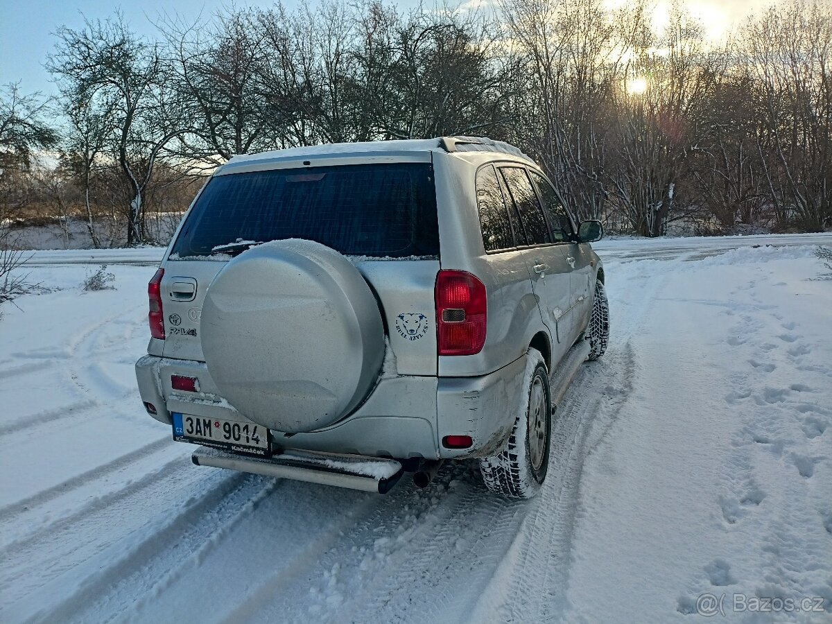 Toyota RAV4 2.0i 110kw 4x4 - 2