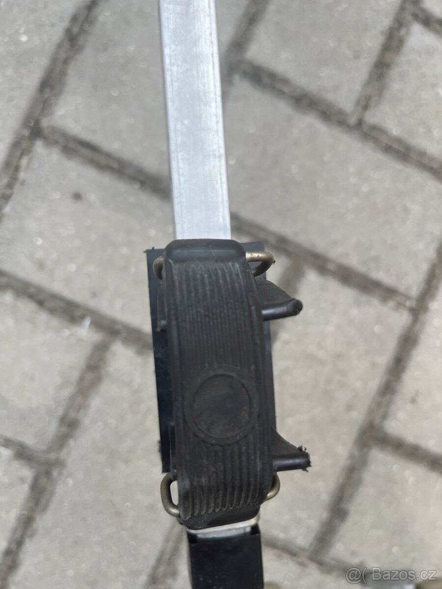 Střešní nosič Škoda 100 - 2