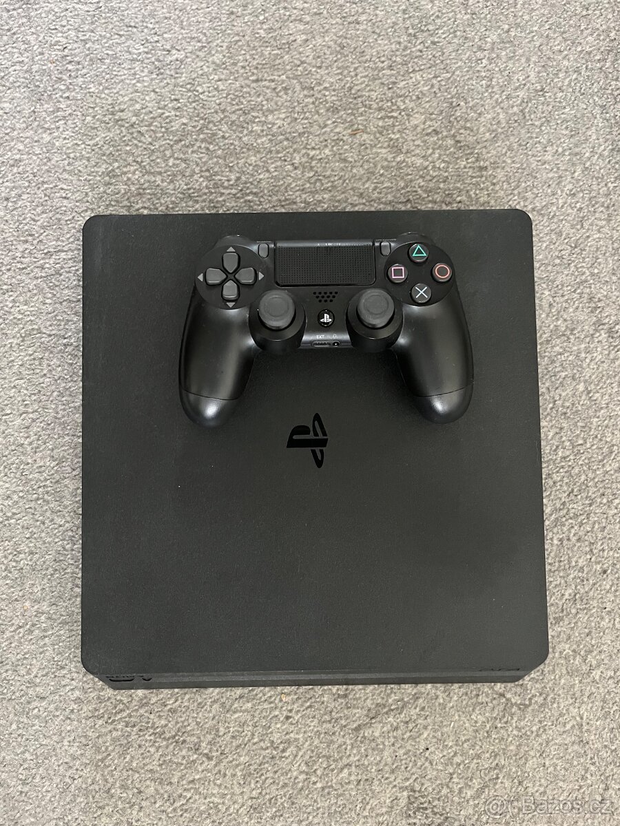 PlayStation 4 Slim 500gb + ovladač - 2