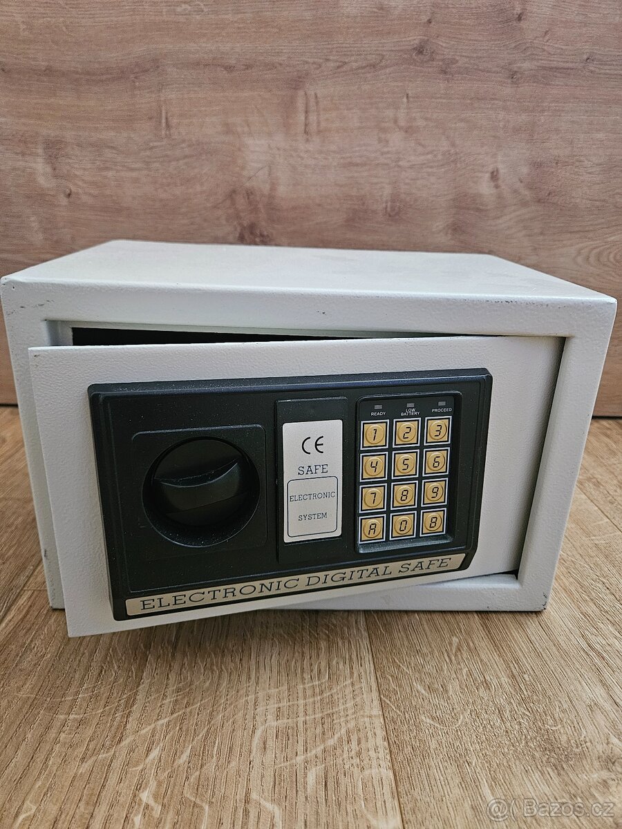 Electronic Digital Safe - 2