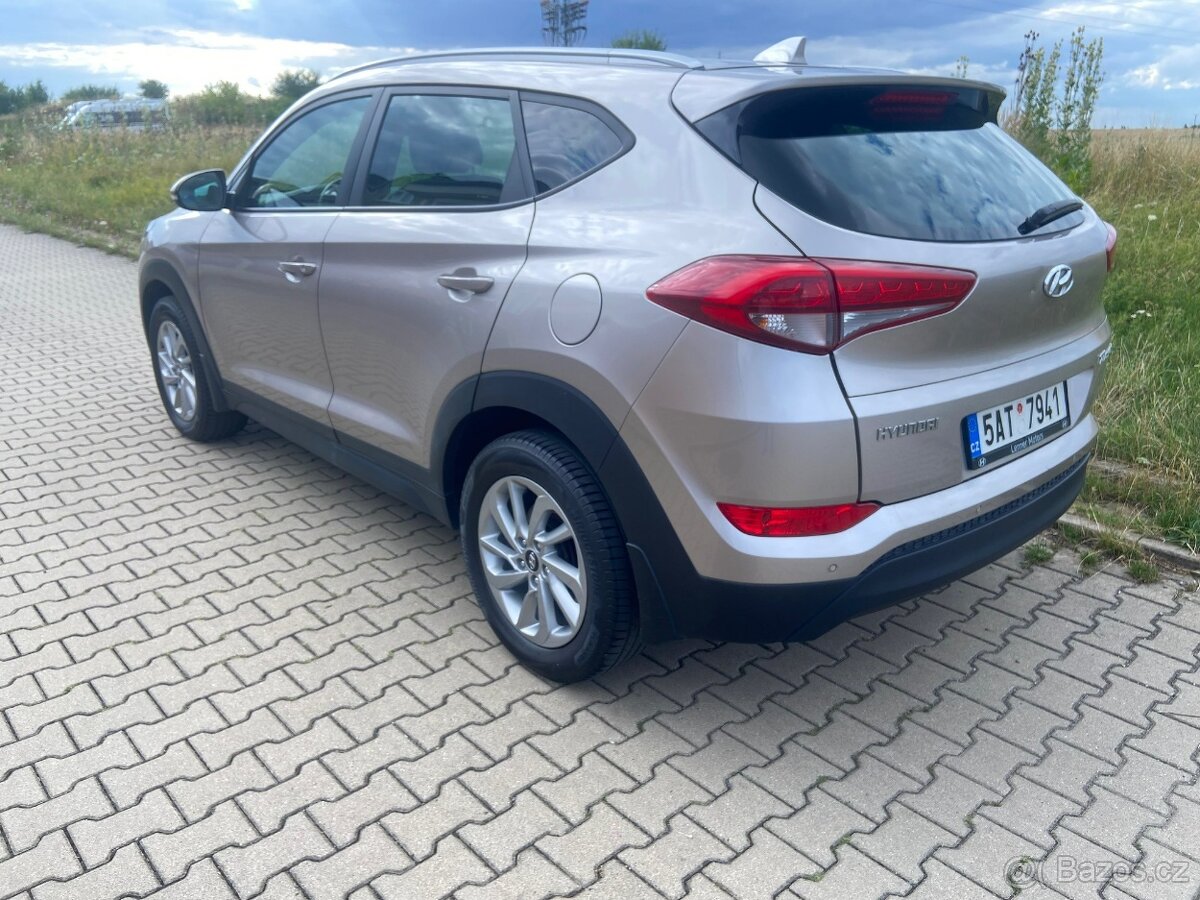 HYUNDAI TUSCON 1.7 CRDi - 2