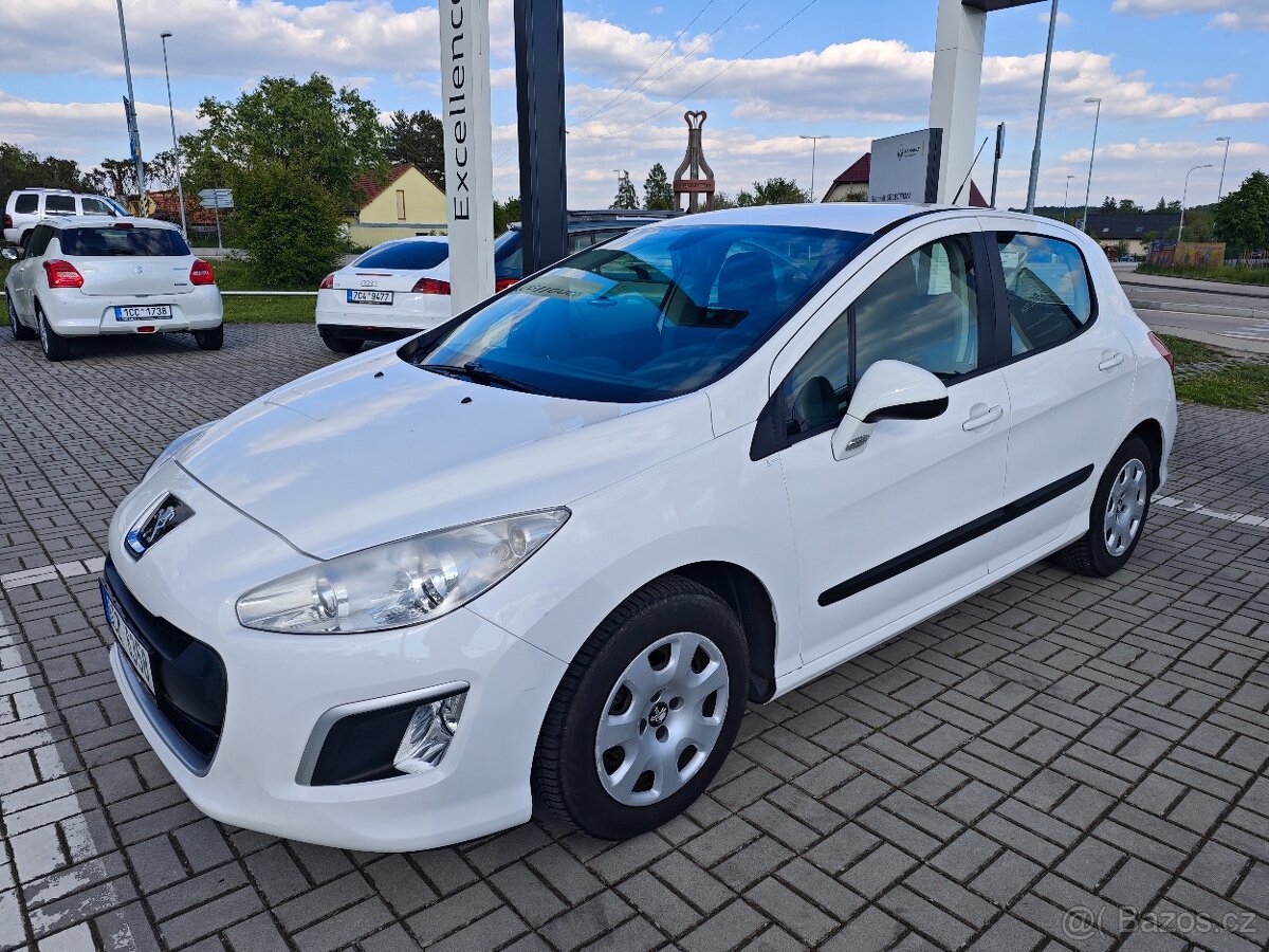 308 Access 1.4VTi 72kW po 1. majiteli - 2