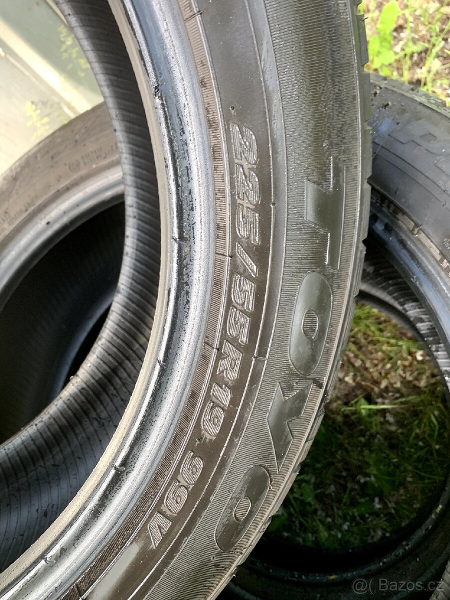 Letni sada pneu Toyo 225/55 R19, 6,5-7,5mm - 2