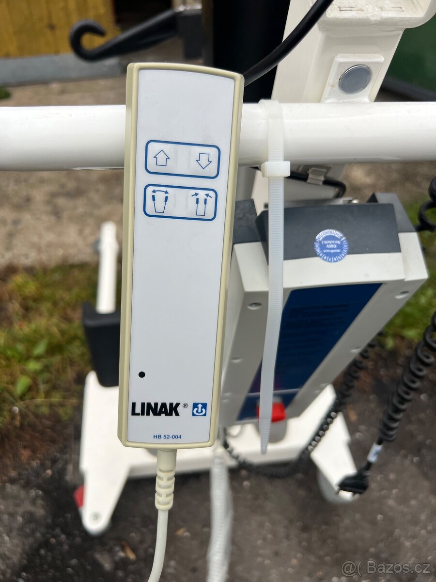 zvedák s plachtou pro nemohoucí - 2