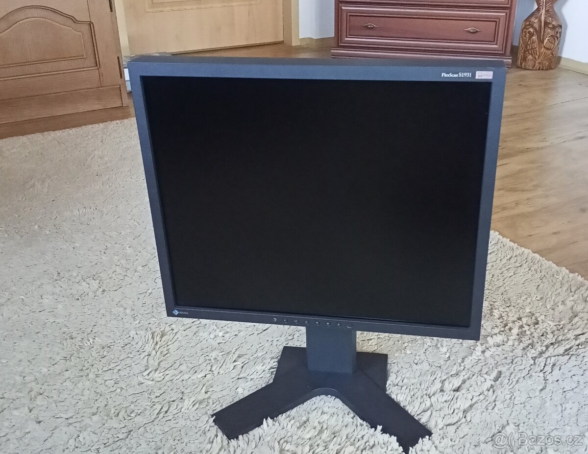 SPIČKOVÝ PROFESIONÁLNÍ MONITOR EIZO FLEX SCAN S1931 - 2