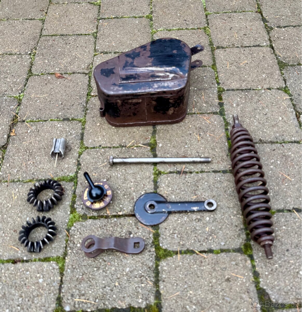 CZ 98 125 175 250 předválečná - díly - 2