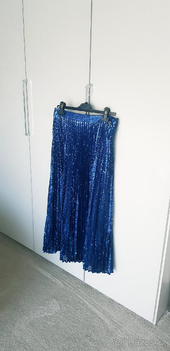 Luxusní flitrová sukně vel.S pc: 8000 kč - 2
