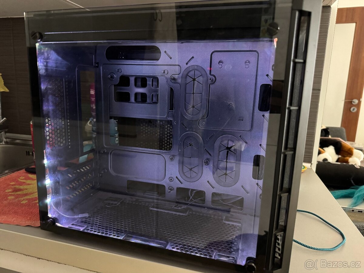 Corsair Crystal Series 280X Tempered Glass černá - 2