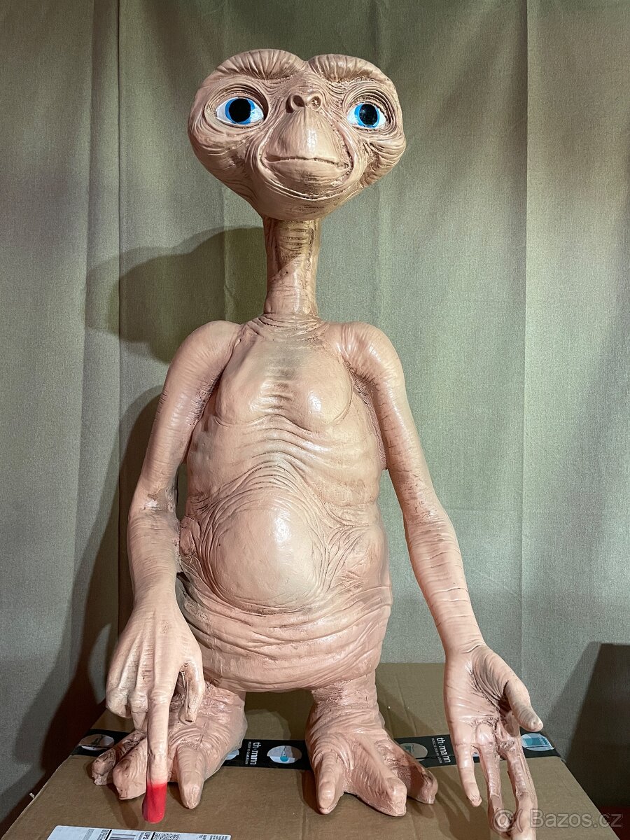 Lifesize figurína E.T. Extra Terrestrials - 2
