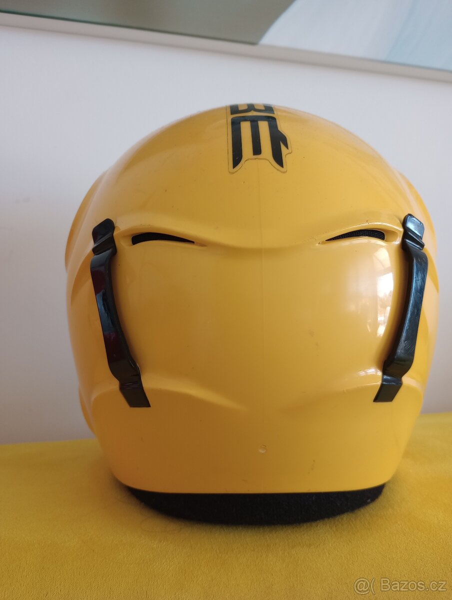 Lyžařská helma - 2