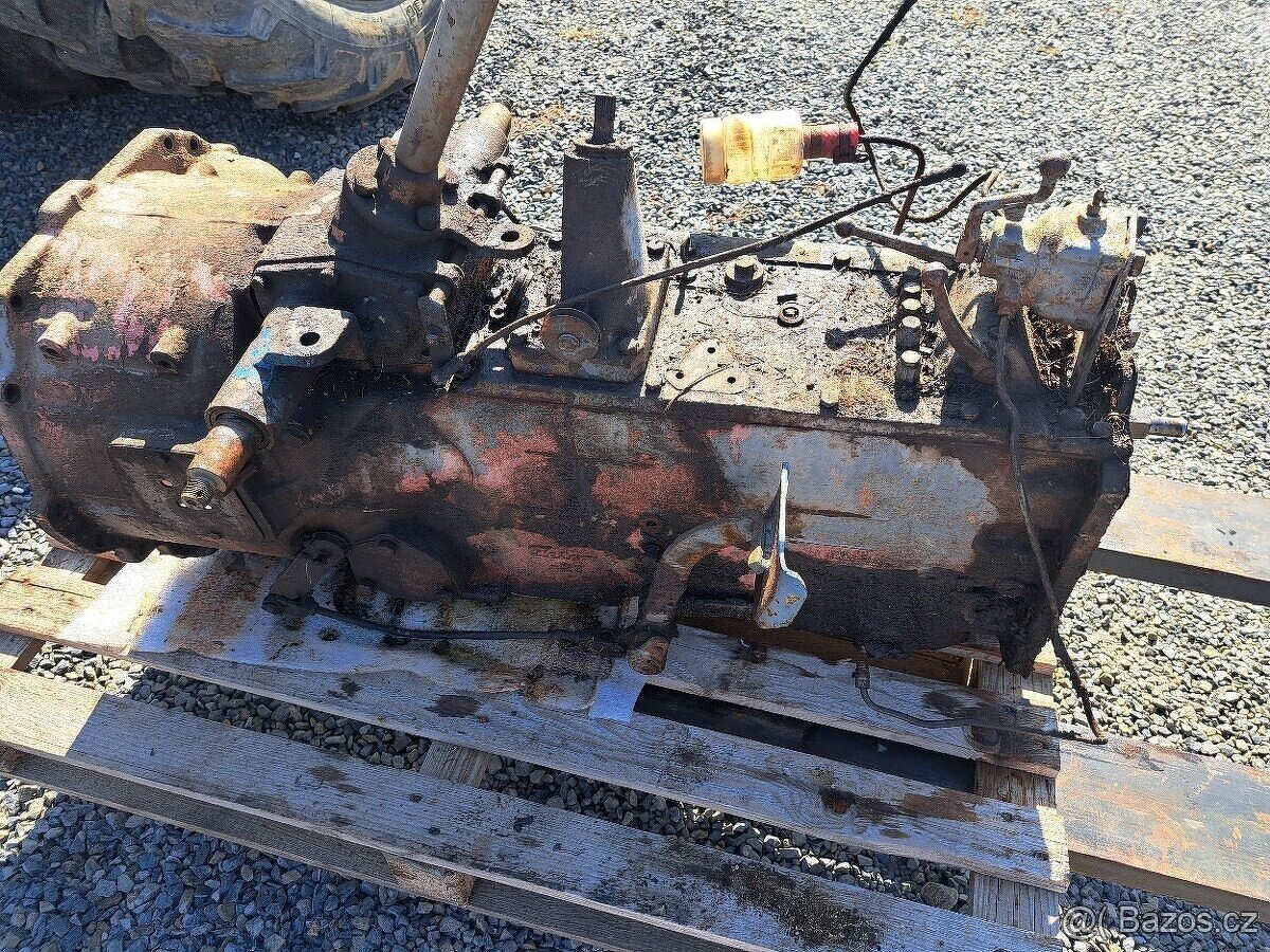 Zetor 3011 převodovka - 2