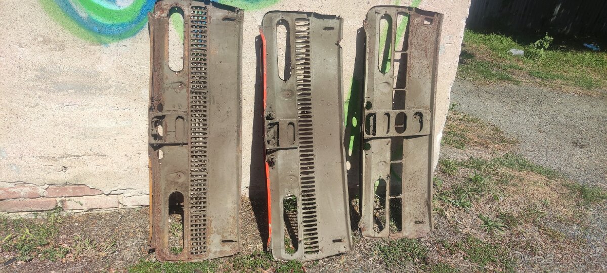 Zadní čela Škoda 100/110 - 2