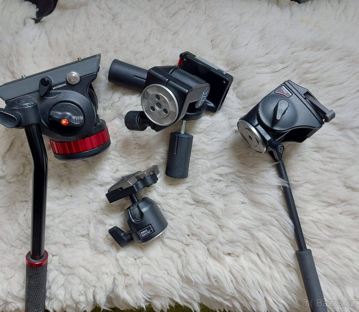 Manfrotto mix stativových hlav - 2
