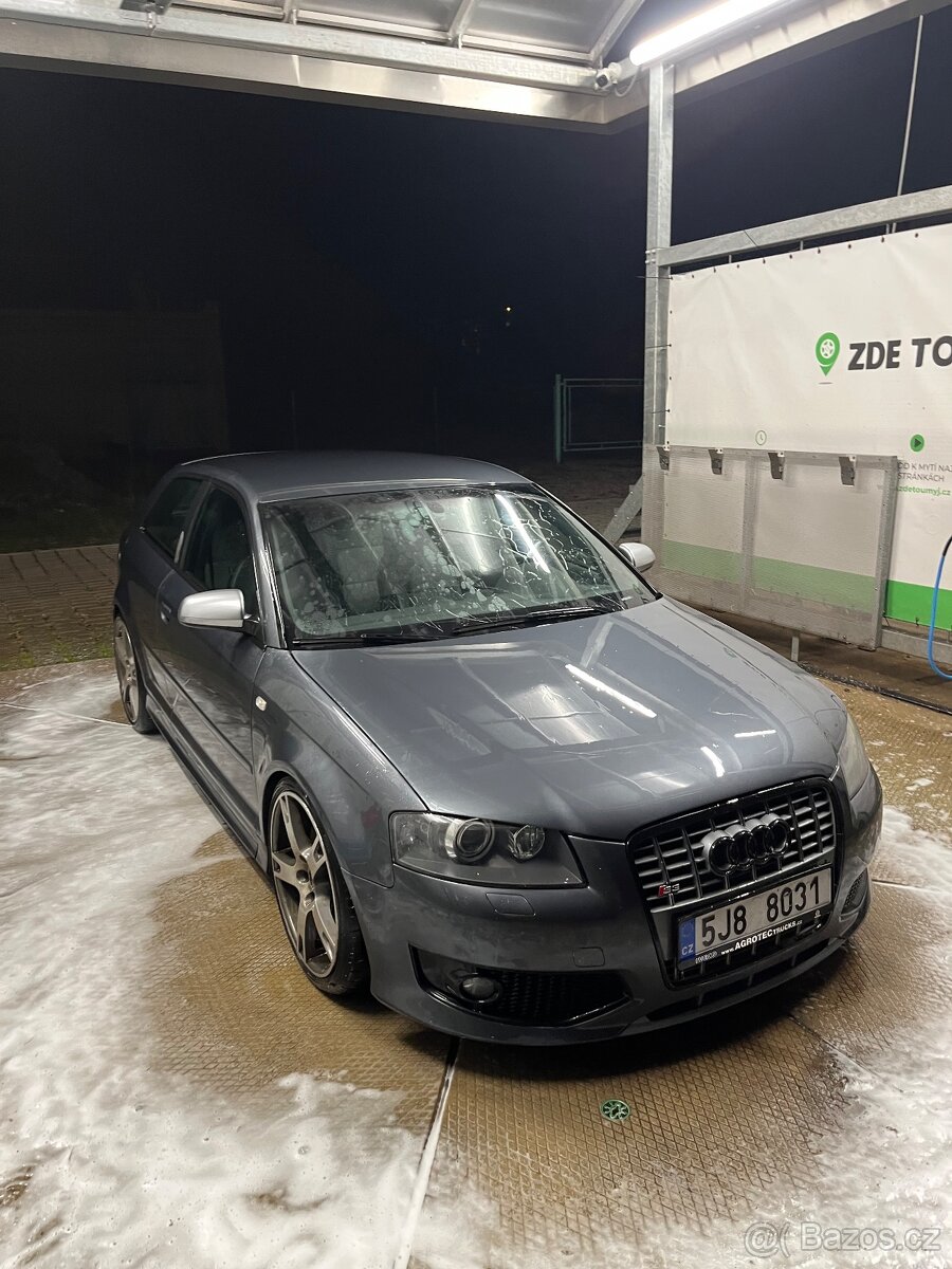 Audi s3 2.0tfsi - 2
