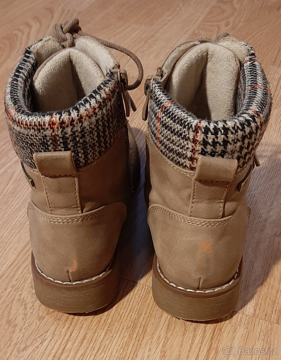 Dětská kotníčková obuv - vel. 35 - 2