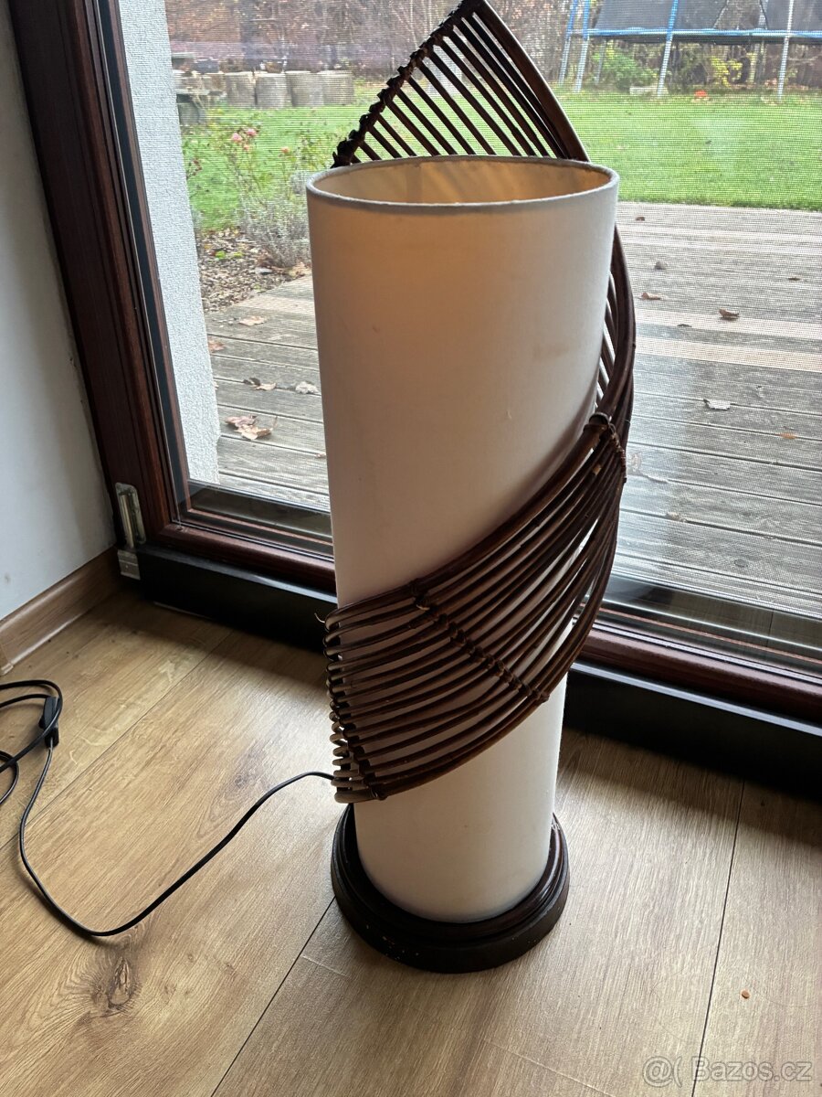 Prodám stojící lampu - 2