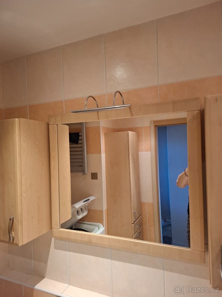 Koupelnové zrcadlo - 2